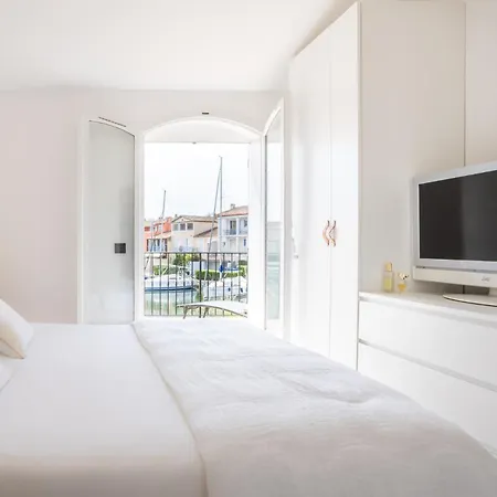 וילה Maison Avec Amarre De 13 M - Golf De Saint Tropez - Port Iii גרימו