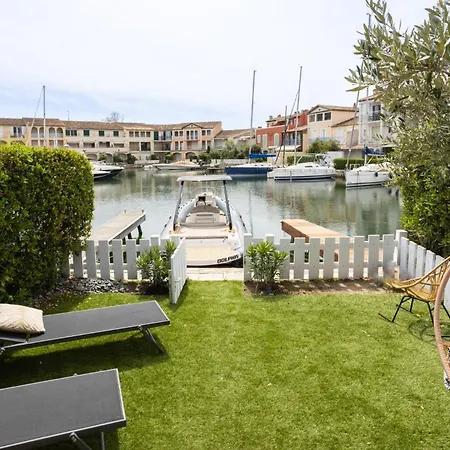Maison Avec Amarre De 13 M - Golf De Saint Tropez - Port Iii 格里莫