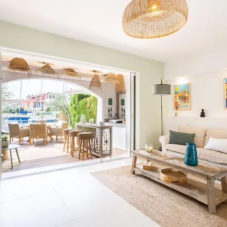 Maison Avec Amarre De 13 M - Golf De Saint Tropez - Port Iii Villa Grimaud